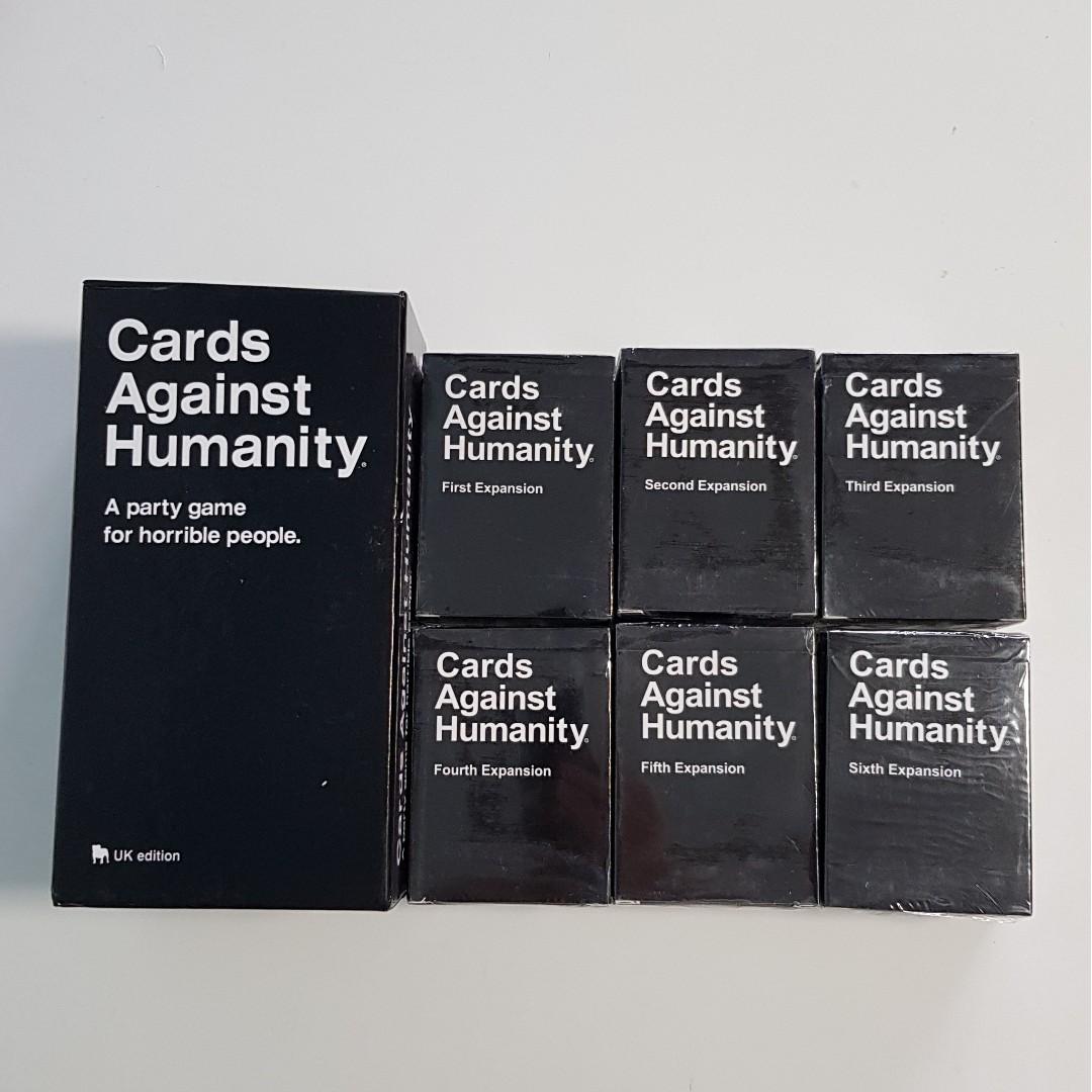 Cards Against Humanity base y expansiones