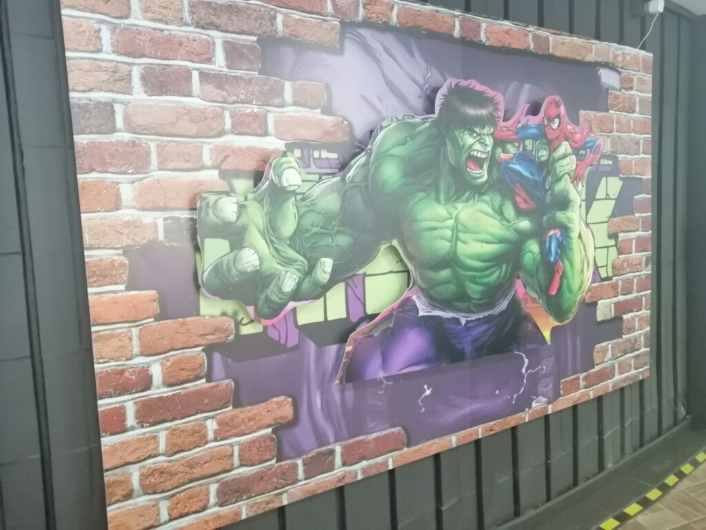 Comic Burger restaurante Hulk